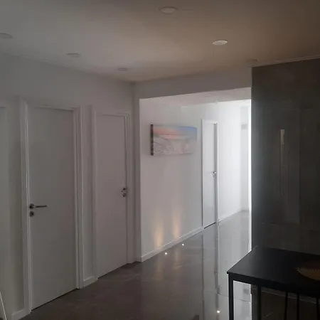 Plaza Caparica ホステル *