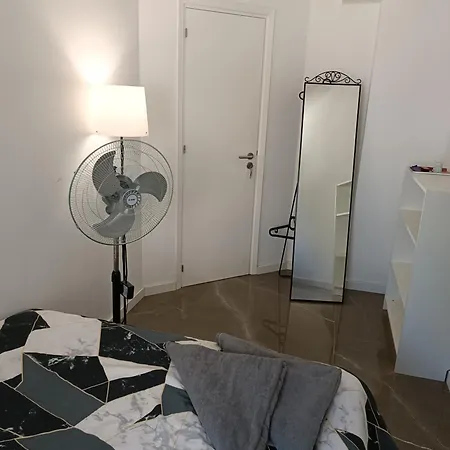 호스텔 Plaza Caparica 코스타 다 카파리카