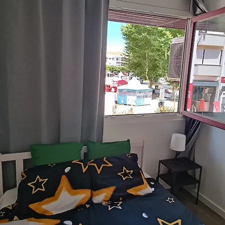 Plaza Caparica 호스텔