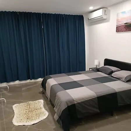 Plaza Caparica Hostel Costa da Caparica