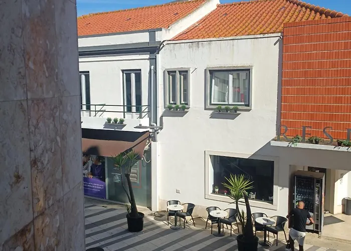 Hostel Plaza Caparica *